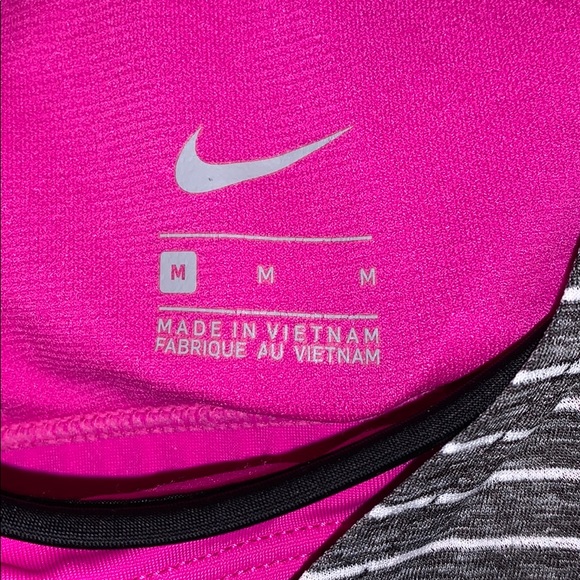 Nike Tank with built in sports bra - Picture 4 of 7